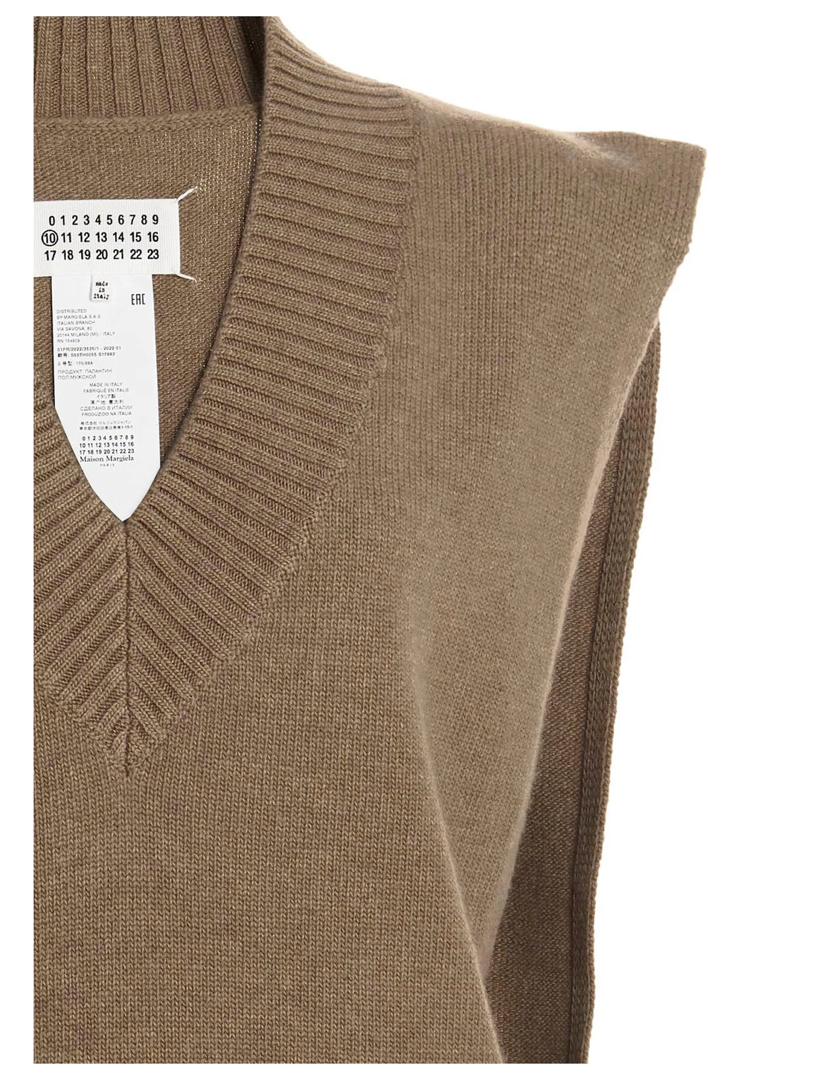 Maison Margiela V-Neck Sleeveless Knit Stole